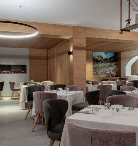 Arredamento su misura per alberghi : zona ristorante 