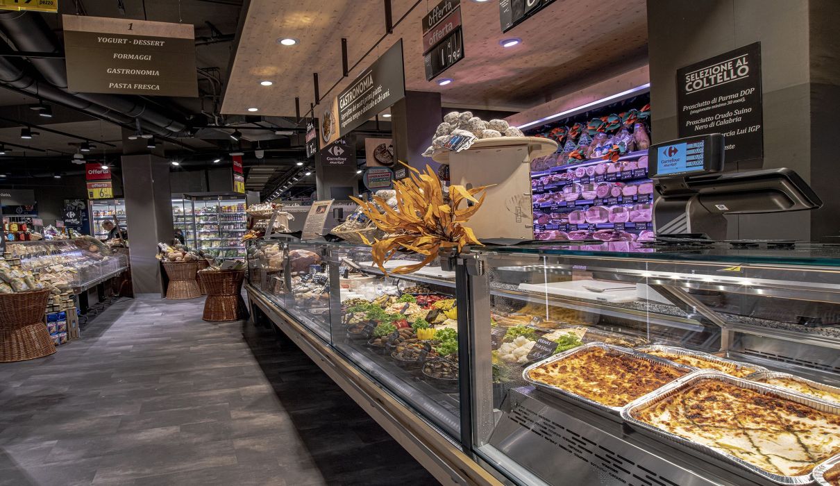 Arredamenti per locali pubblici, retail, minimarket : dettaglio zona fresco