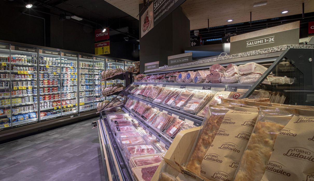Arredamenti per locali pubblici, retail, minimarket : dettaglio zona fresco