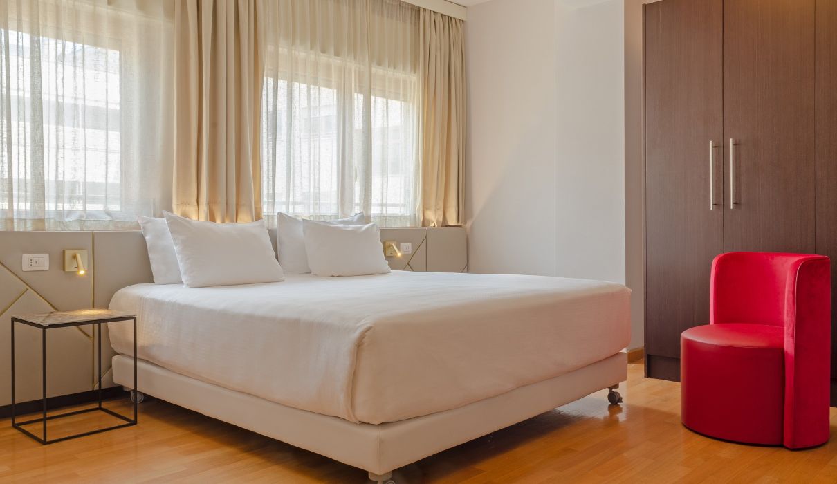 Arredamento su misura per alberghi : camera da letto